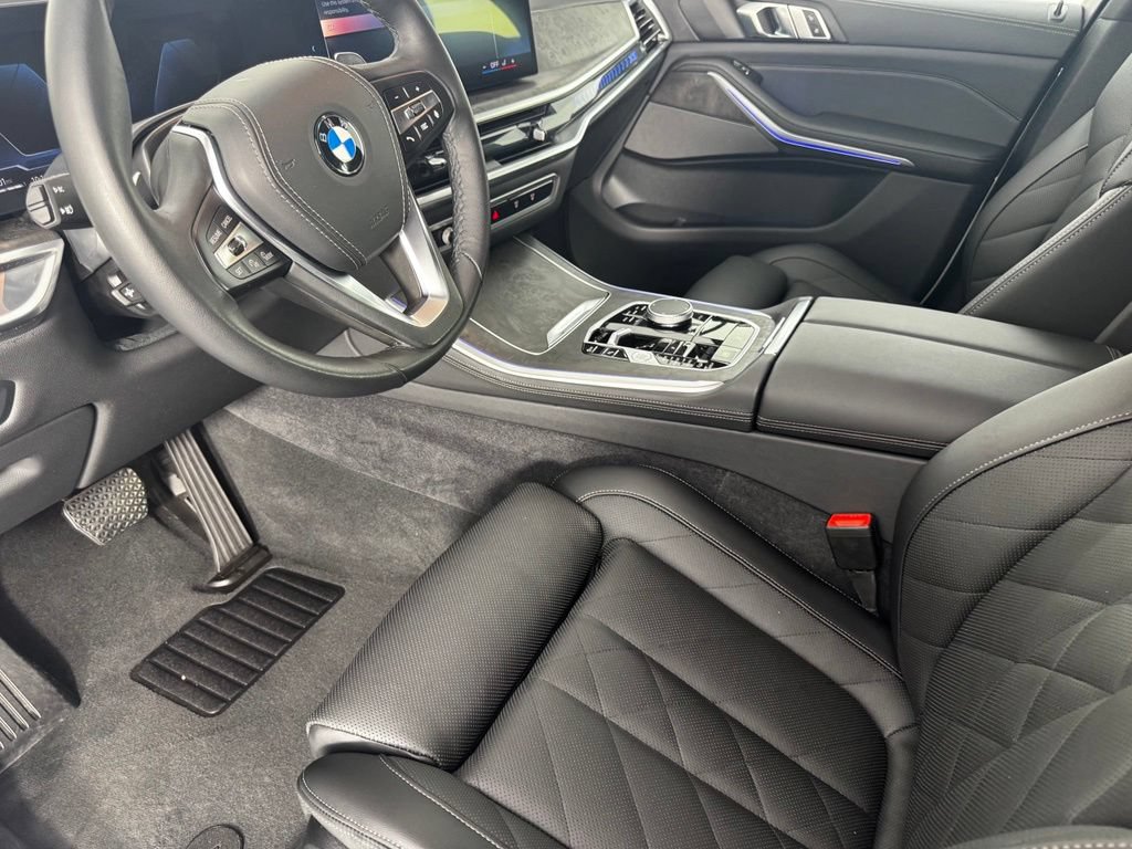 Used 2026 BMW X5 xDrive40i w/ Premium Package AWD/4WD image 13