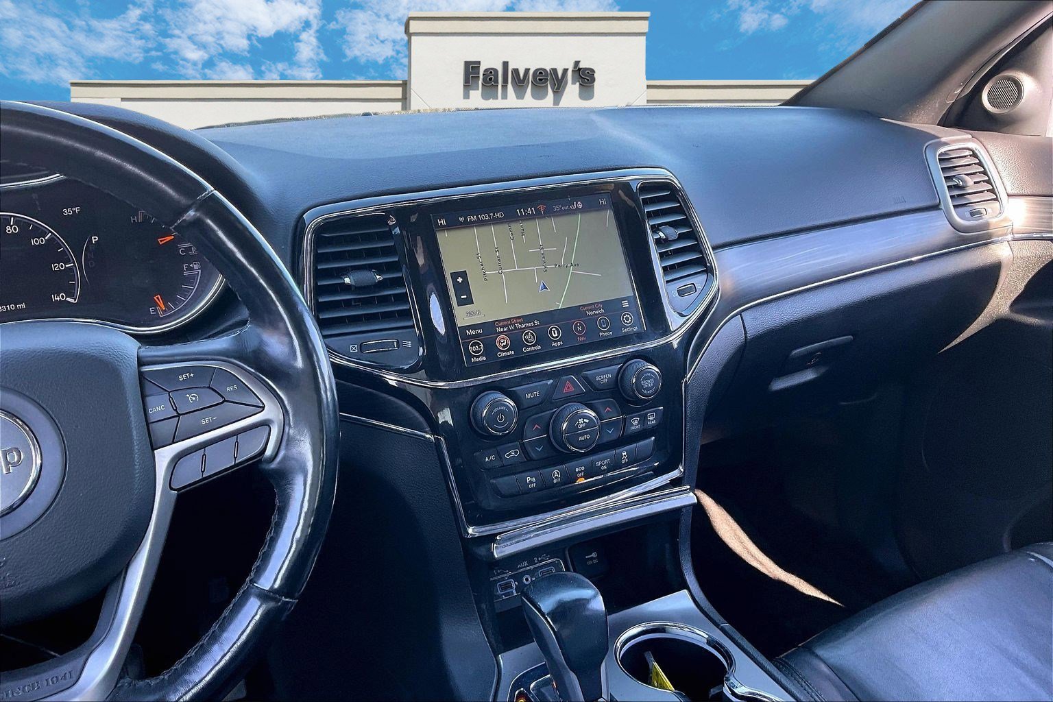 Certified 2022 Jeep Grand Cherokee Limited image 6