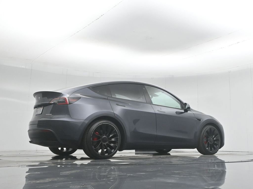 Used 2022 Tesla Model Y Performance AWD/4WD image 44