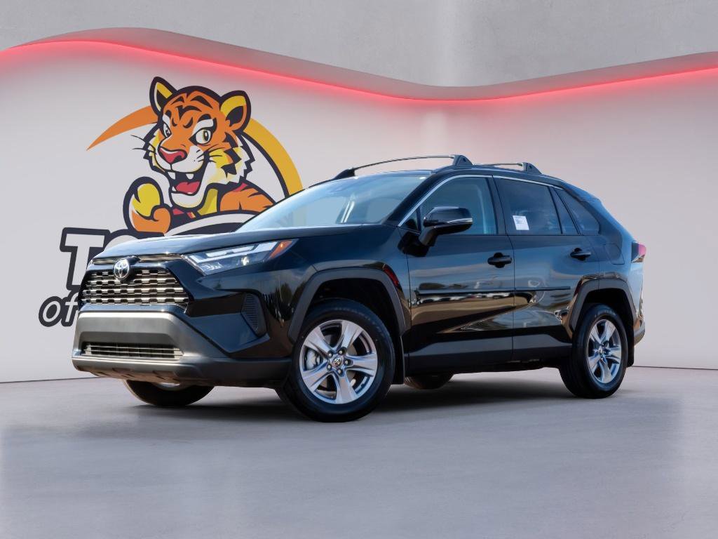 Certified 2025 Toyota RAV4 XLE image 1