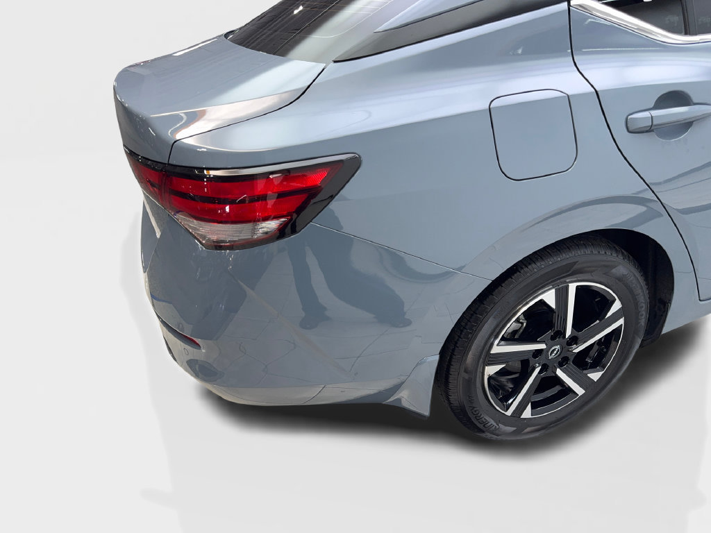 Used 2025 Nissan Sentra SV w/ Trunk Package FWD image 18