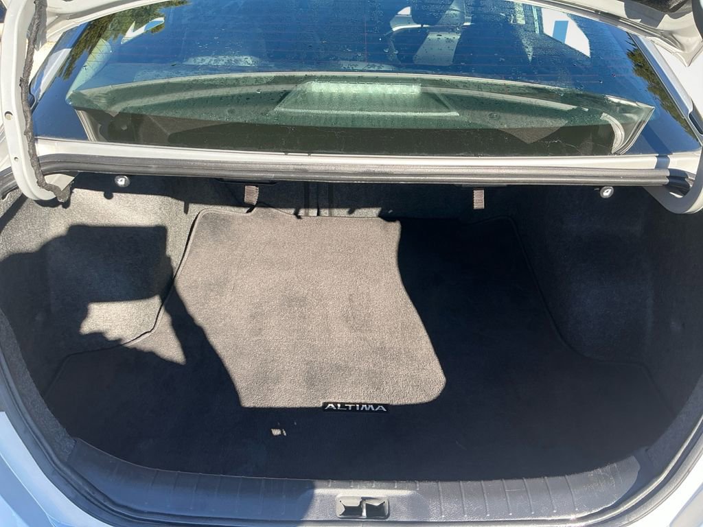 Used 2022 Nissan Altima 2.5 SR image 17