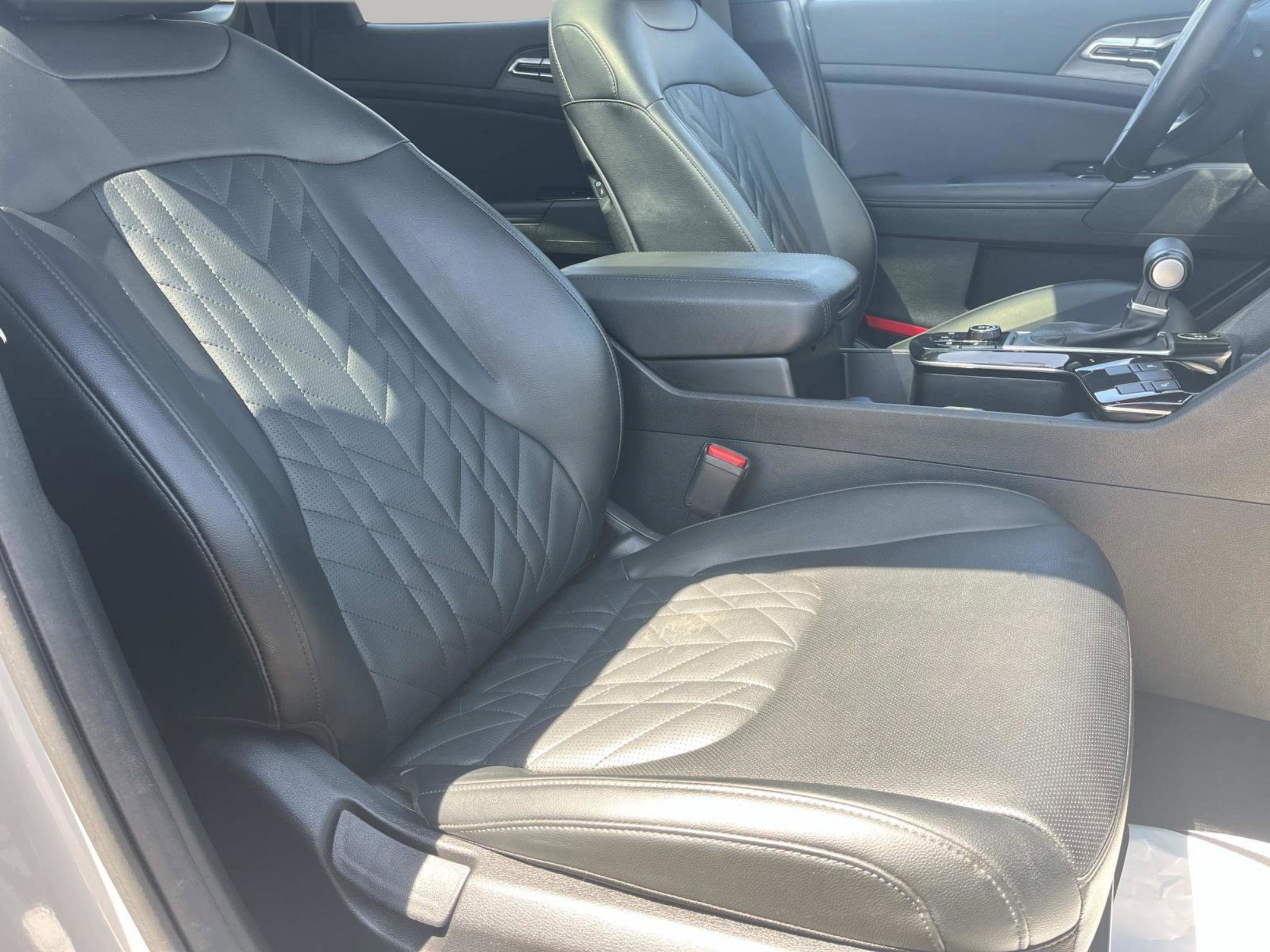 Used 2023 Kia Sportage X-Line w/ X-Line Premium Package image 25