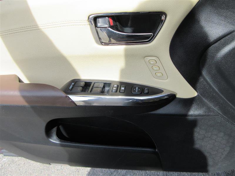 Used 2015 Toyota Avalon XLE Touring image 11