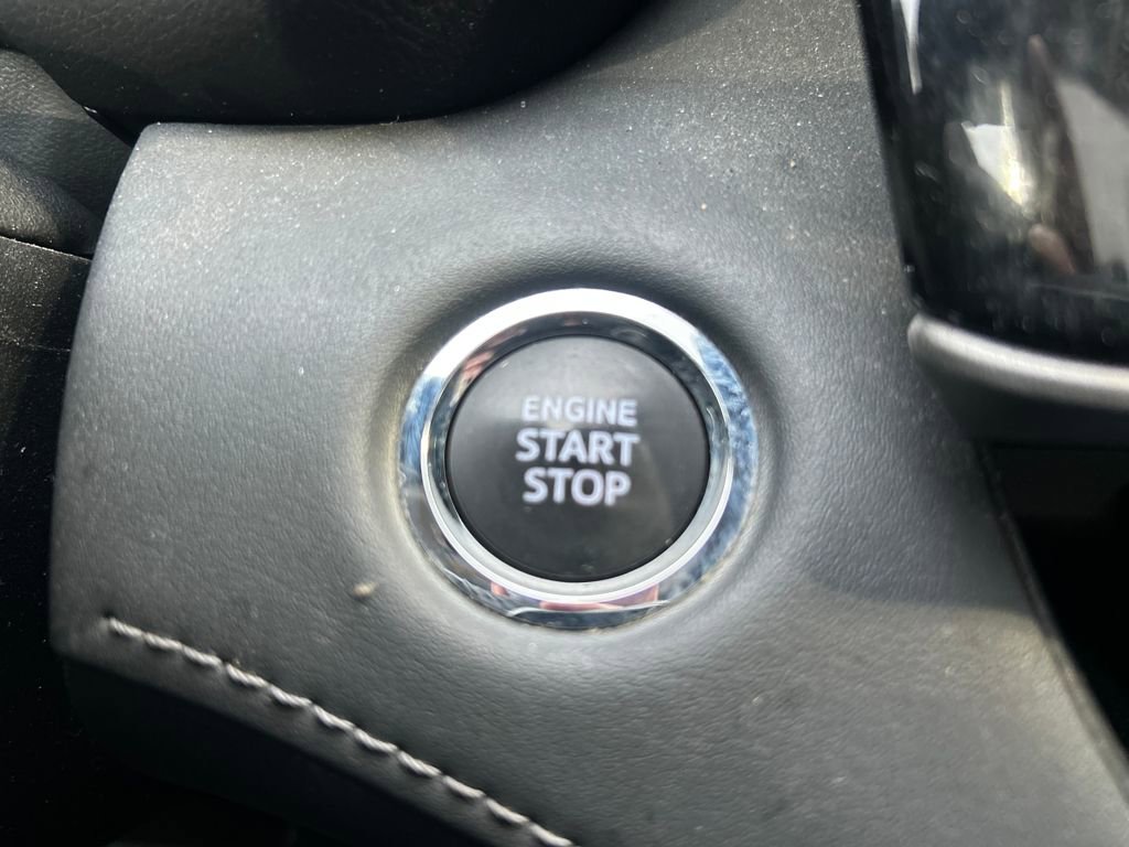 Used 2023 Toyota Highlander XLE image 26