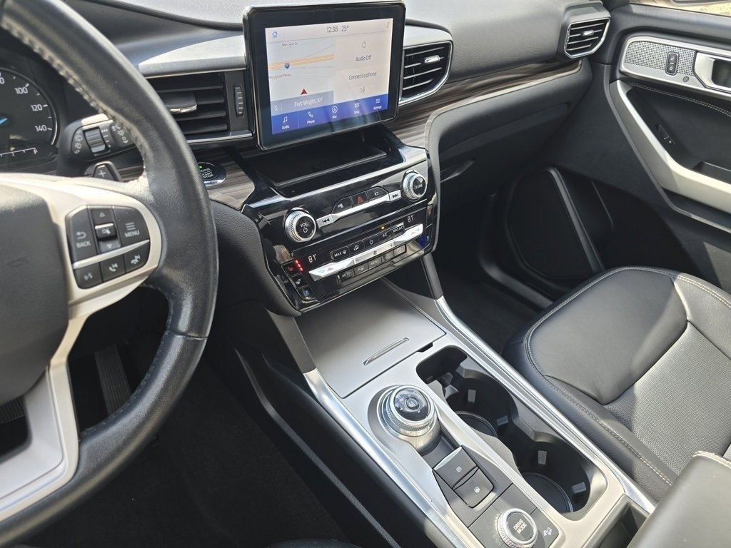 Used 2021 Ford Explorer Limited w/ Hybrid Equipment Group 310A image 37