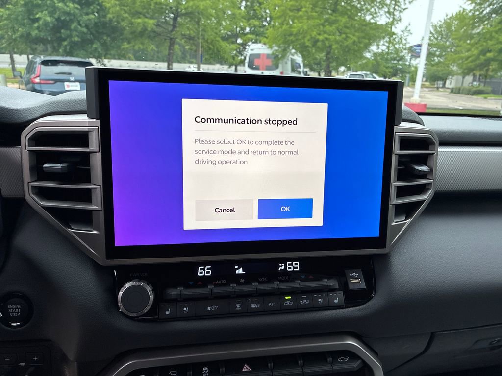New 2026 Toyota Tundra Limited AWD/4WD image 20