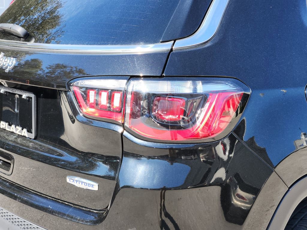 Used 2024 Jeep Compass Latitude image 8