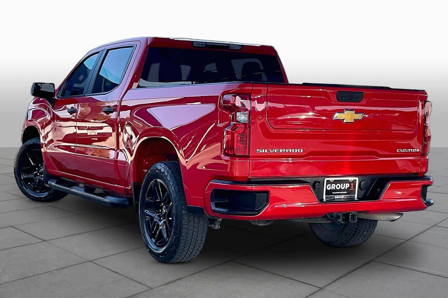 Used 2024 Chevrolet Silverado 1500 Custom RWD image 12