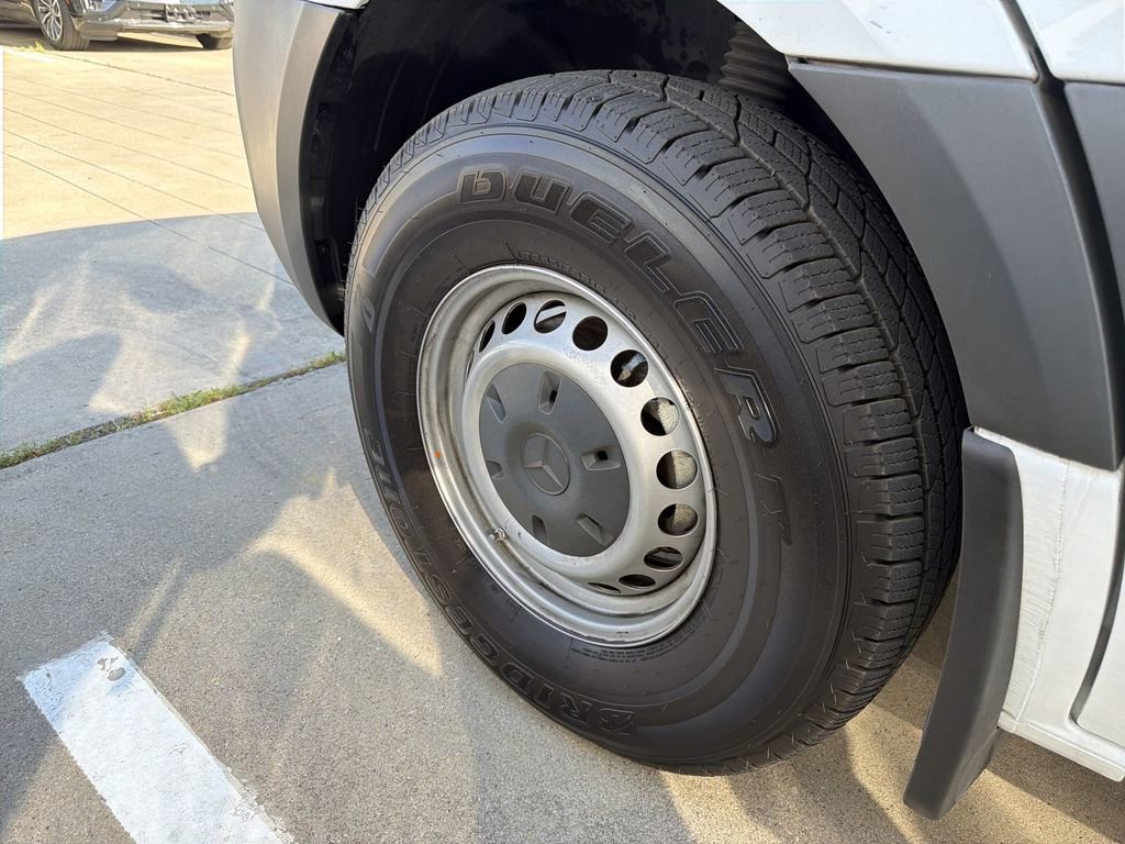 Used 2021 Mercedes-Benz Sprinter 1500 image 5