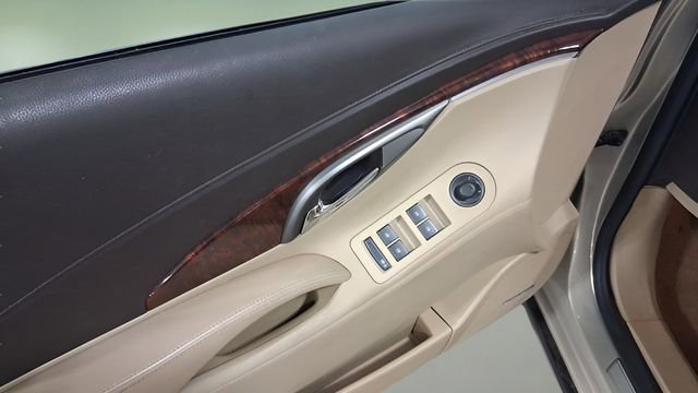 Used 2012 Buick LaCrosse Premium image 26