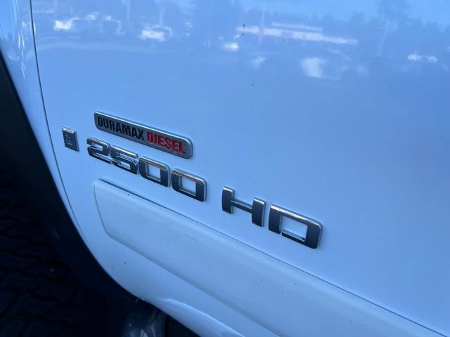 Used 2008 Chevrolet Silverado 2500 LT w/ 1LT Convenience Package AWD/4WD image 9