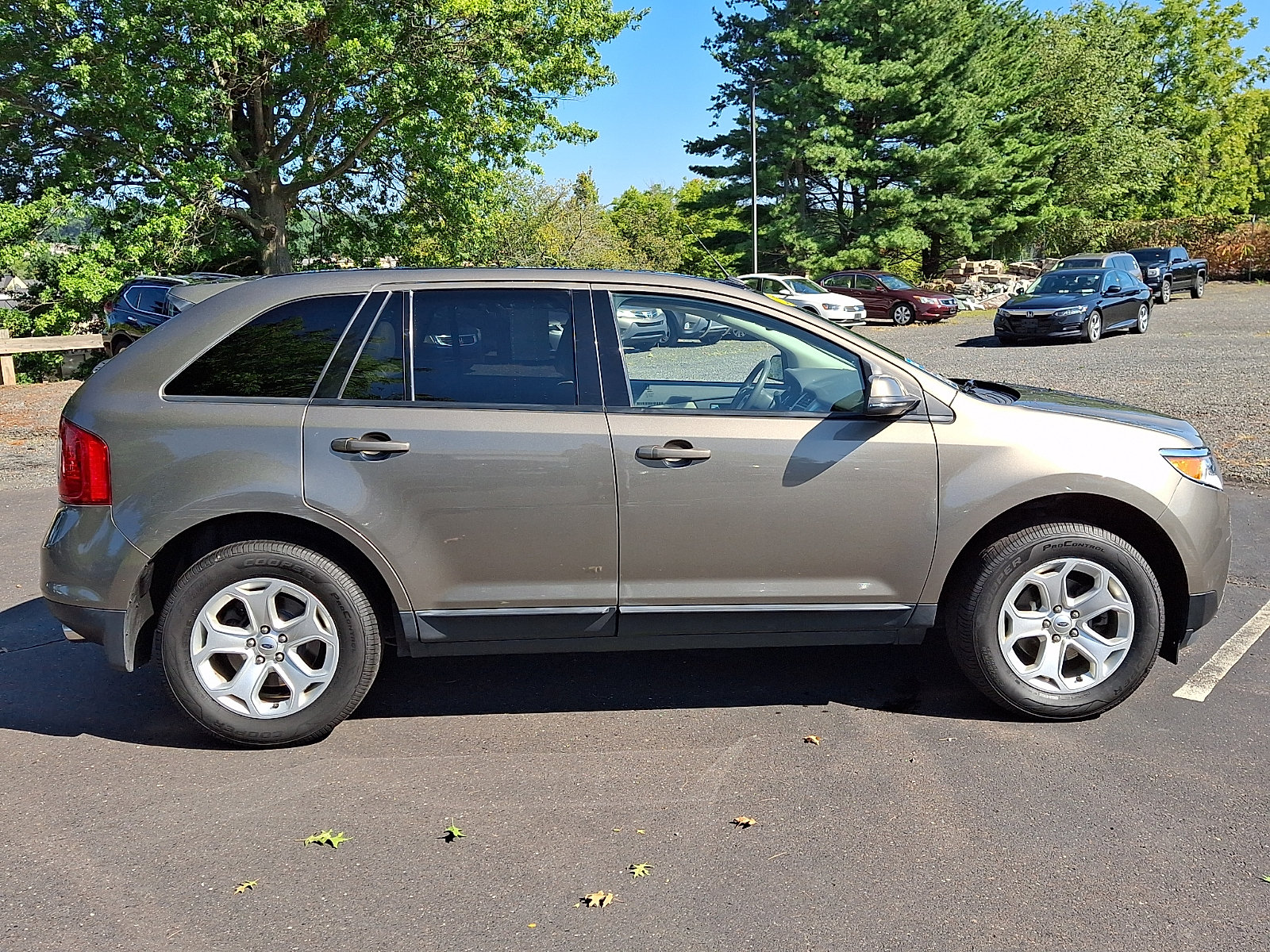Used 2013 Ford Edge SEL FWD image 7