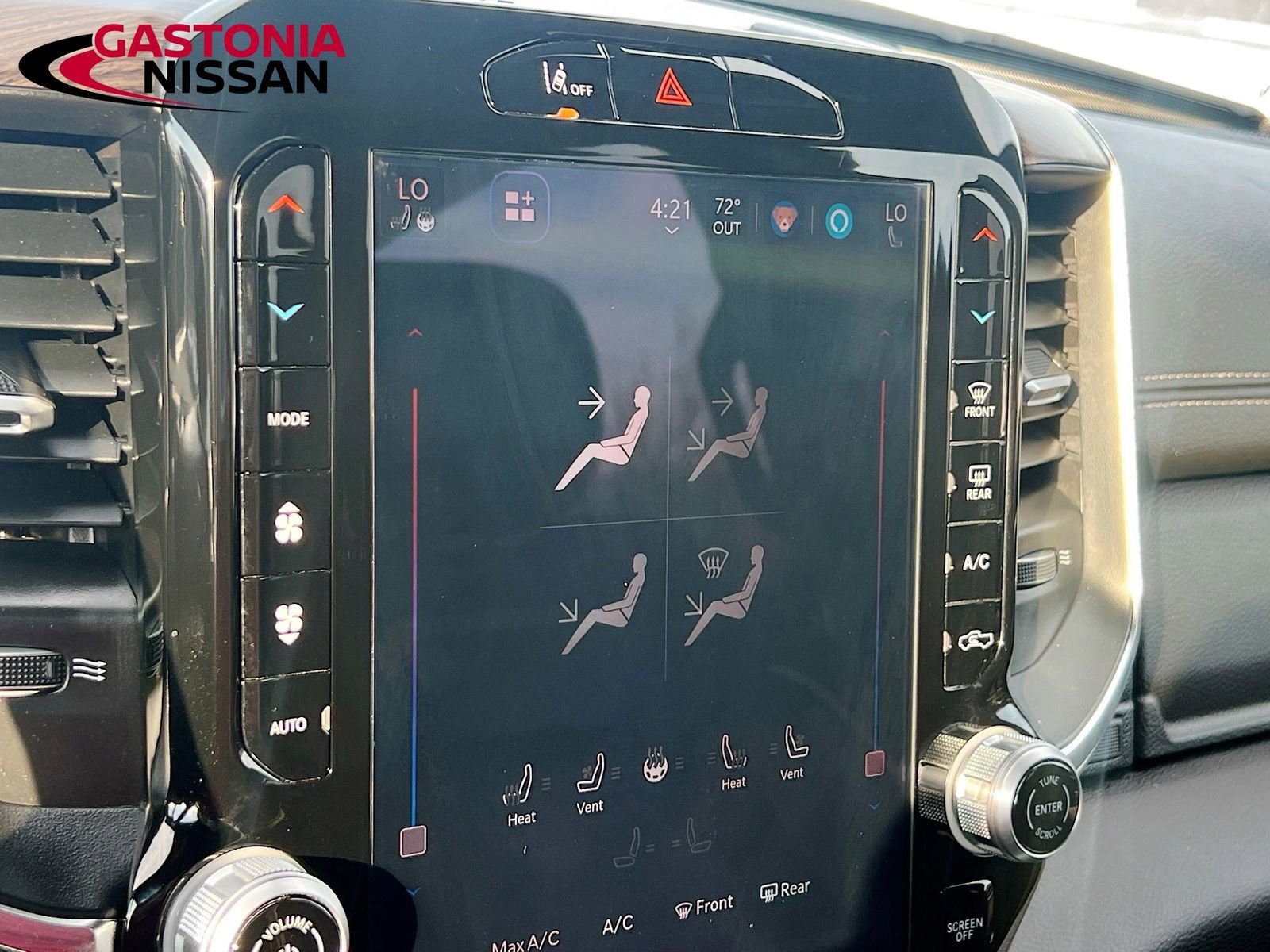 Used 2025 RAM 1500 Laramie image 21