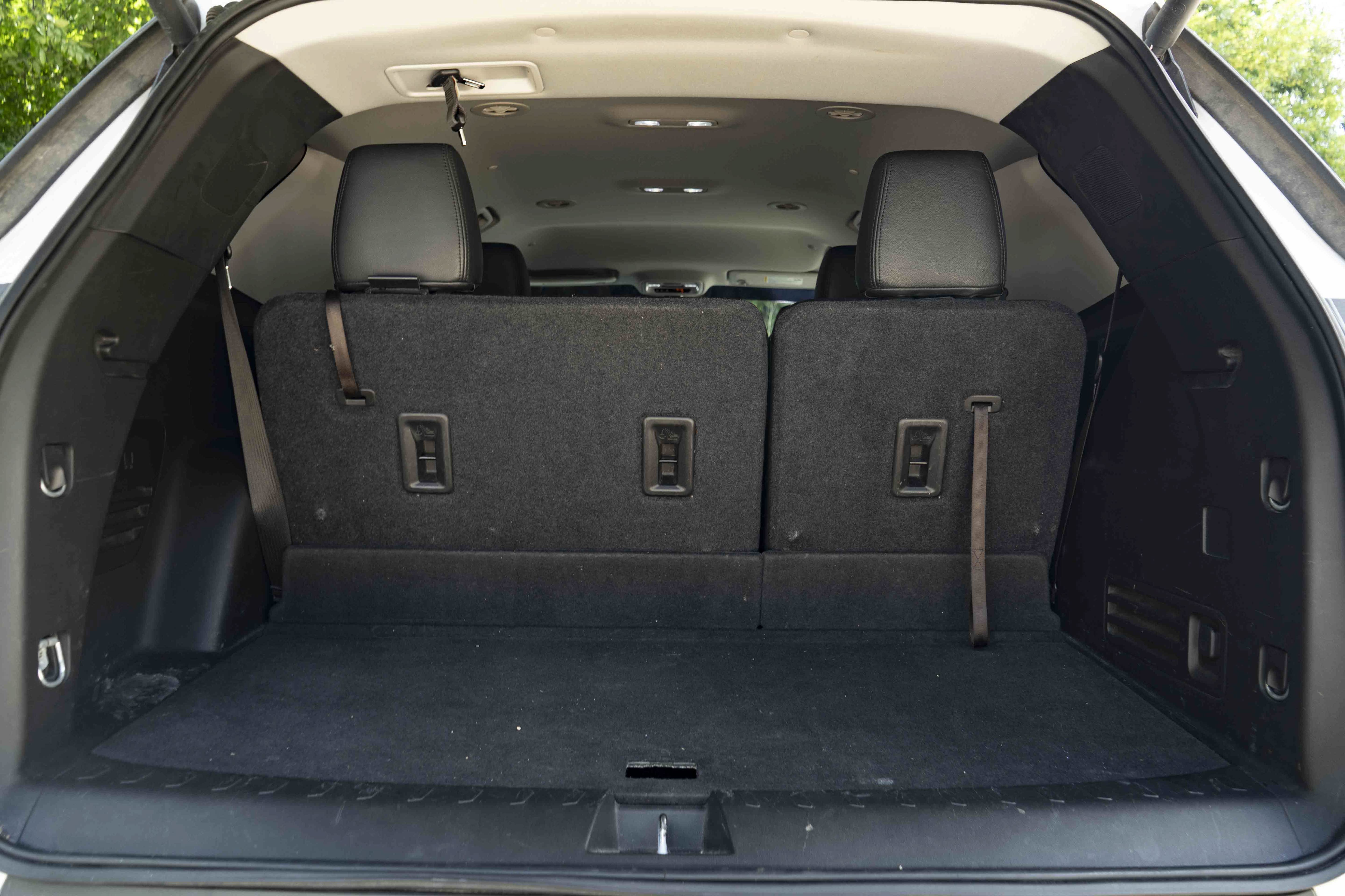 Used 2019 Chevrolet Traverse LT FWD image 41
