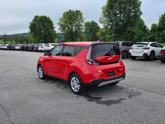 Certified 2023 Kia Soul LX FWD image 6
