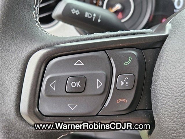 New 2025 Jeep Gladiator Sport image 25