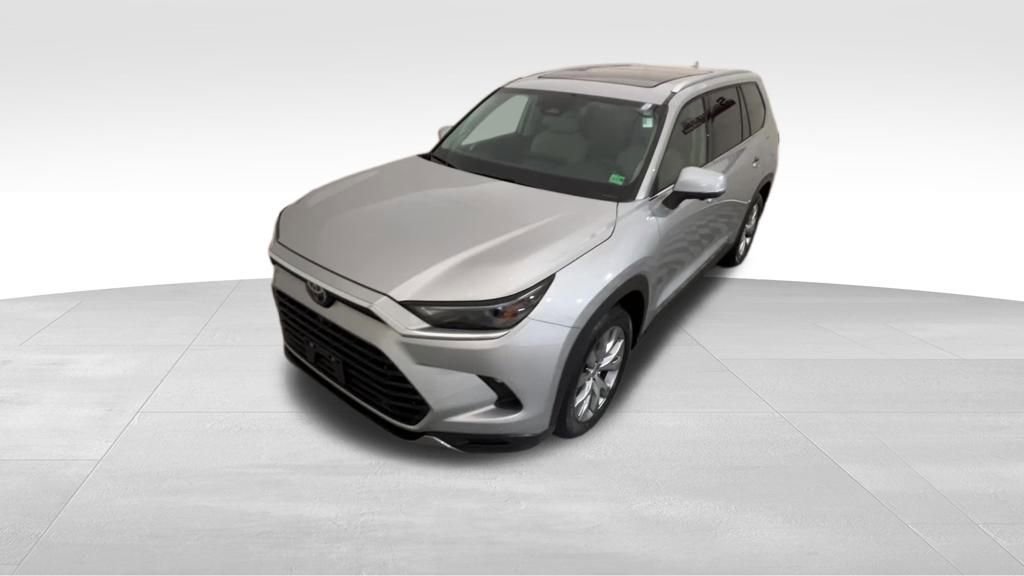 Used 2024 Toyota Grand Highlander Platinum image 10