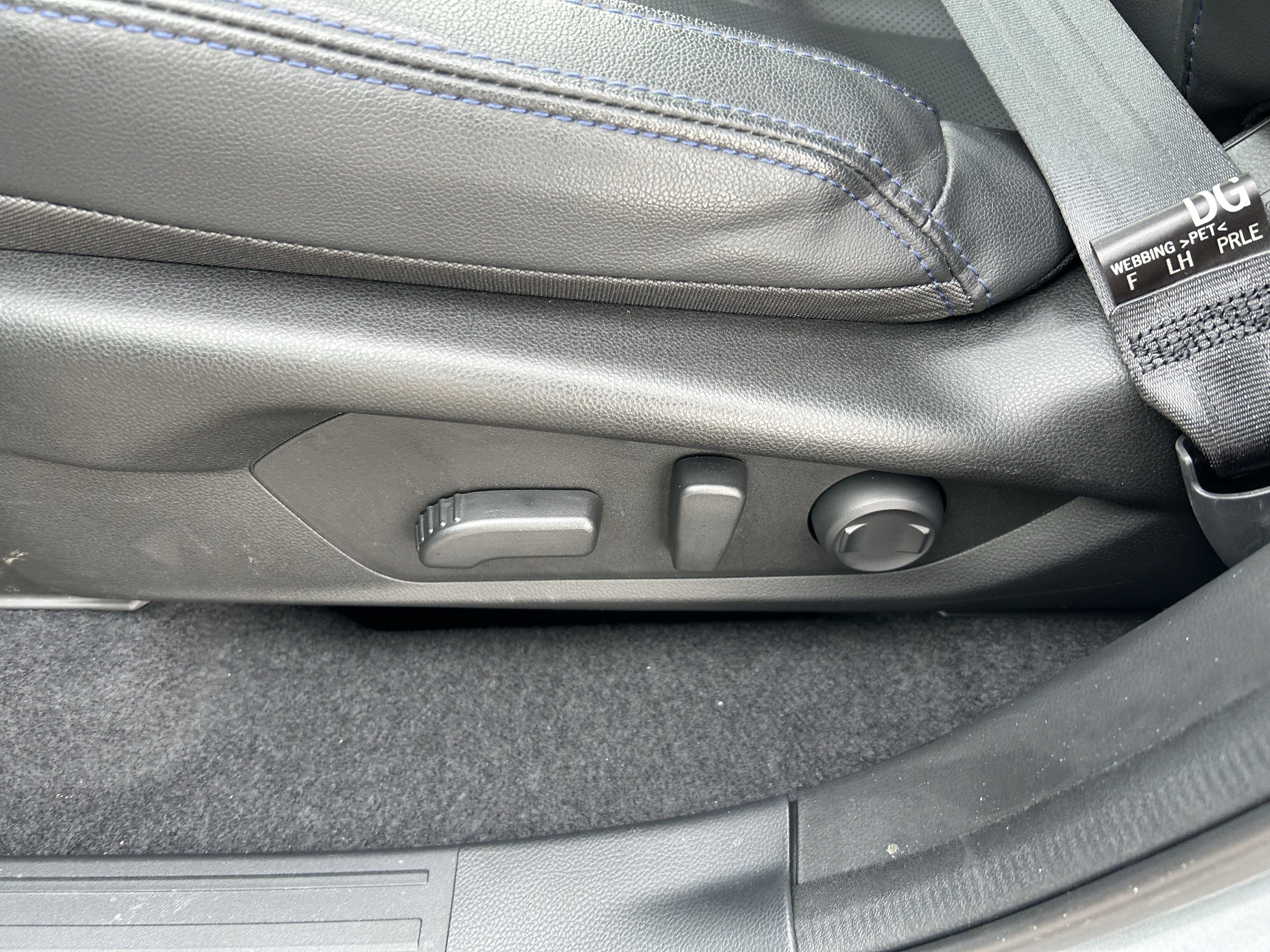 Certified 2025 Subaru Forester Limited image 21