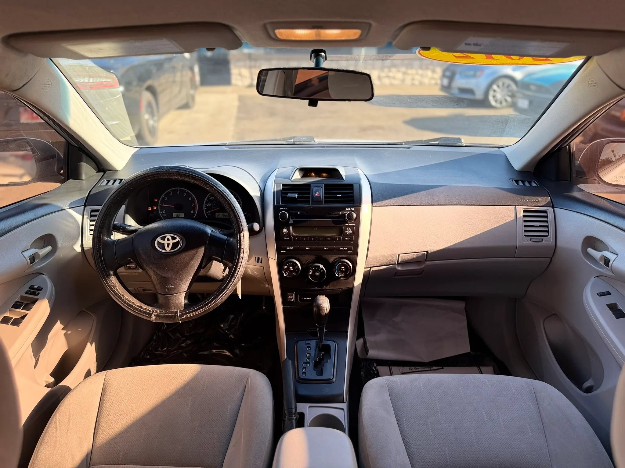 Used 2012 Toyota Corolla L FWD image 29