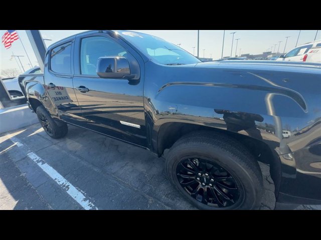 Certified 2022 GMC Canyon Elevation w/ Trailering Package AWD/4WD image 2