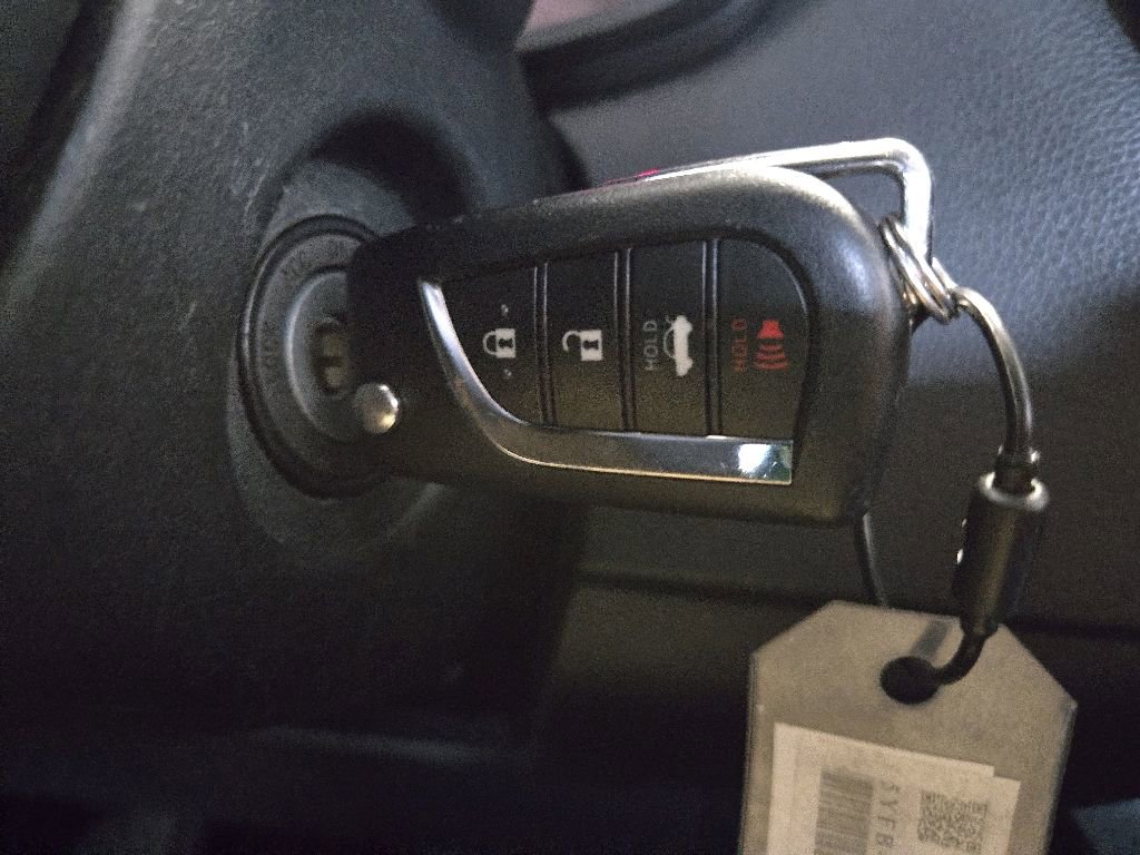 Used 2023 Toyota Corolla LE FWD image 28