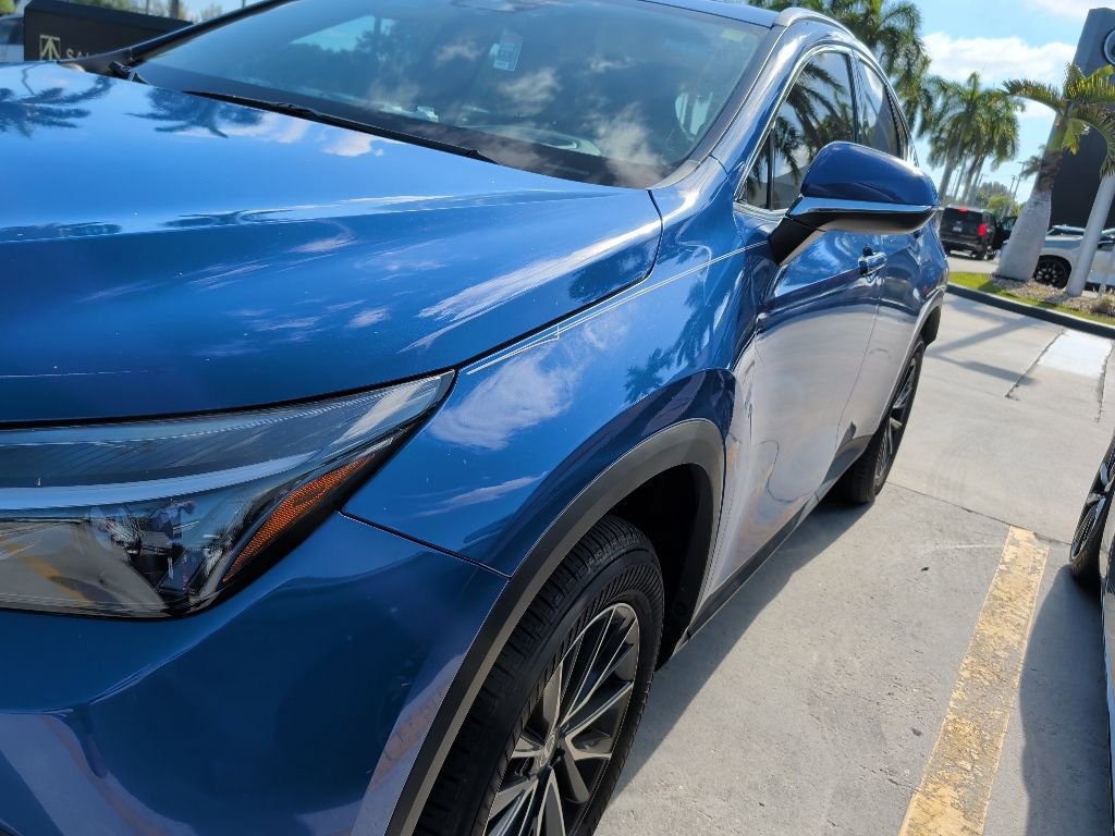 Used 2025 Lexus NX 350h AWD w/ Accessory Package (Z2) image 4