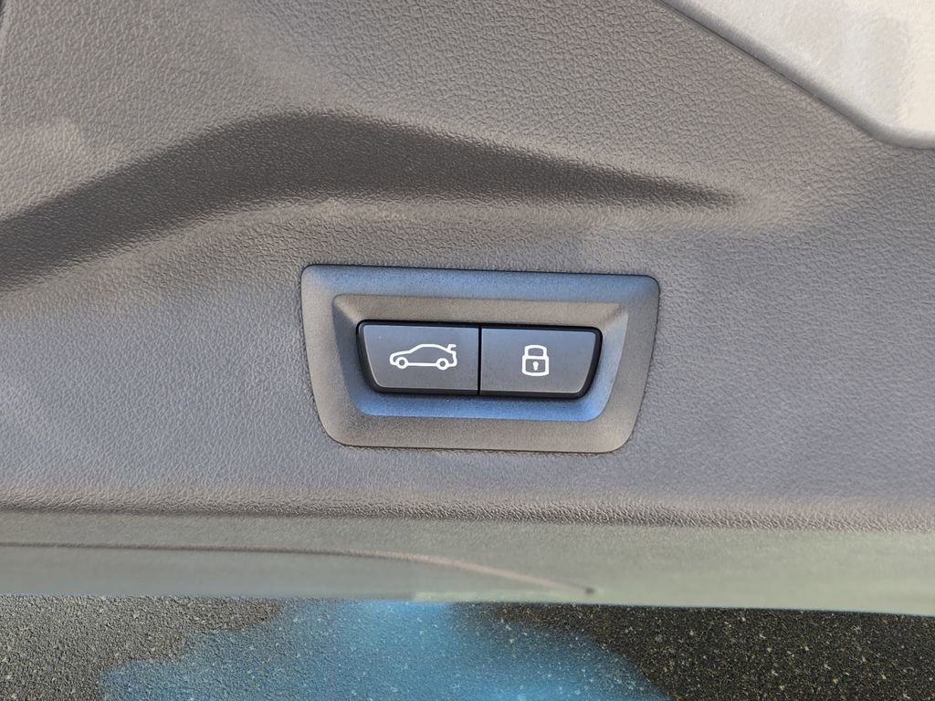 Used 2026 BMW ALPINA XB7 ALPINA XB7 image 17