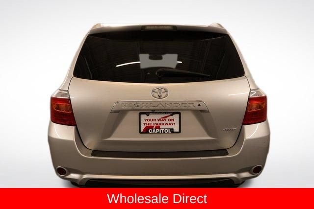 Used 2010 Toyota Highlander Limited AWD/4WD image 3