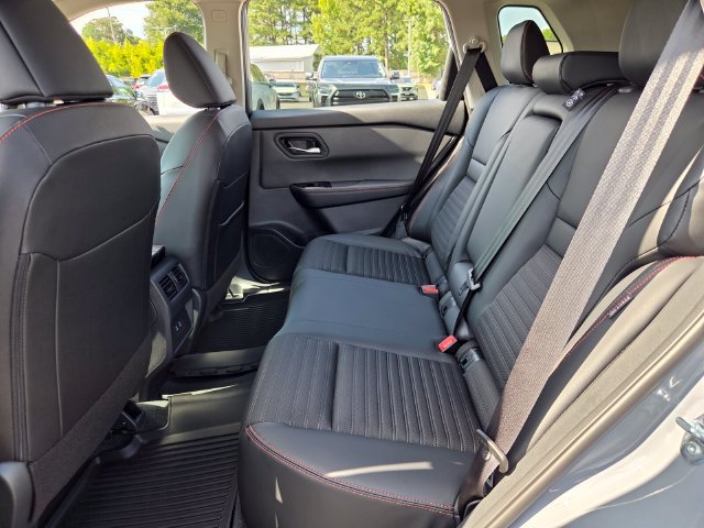 New 2026 Nissan Rogue SV AWD/4WD image 12