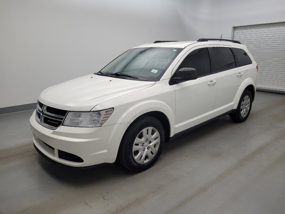 Used 2020 Dodge Journey SE w/ SE Popular Equipment Group FWD image 2