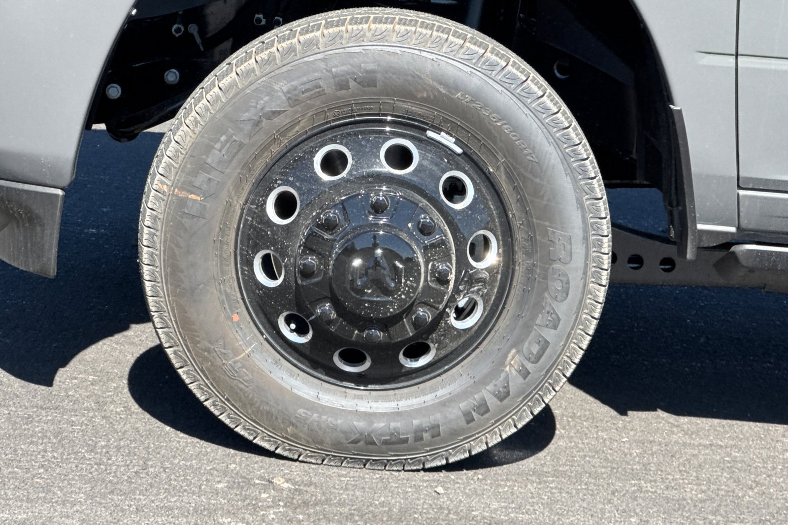 New 2027 RAM 3500 Laramie AWD/4WD image 24