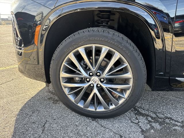 New 2026 Buick Enclave Avenir w/ Super Cruise Package FWD image 10