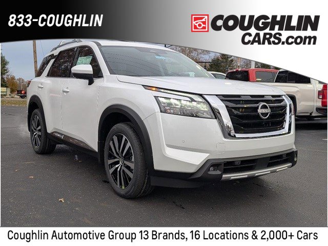 New 2025 Nissan Pathfinder Platinum w/ Cargo Package