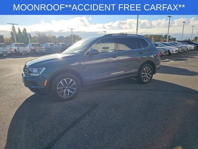 Used 2020 Volkswagen Tiguan SE w/ Panoramic Sunroof Package image 10
