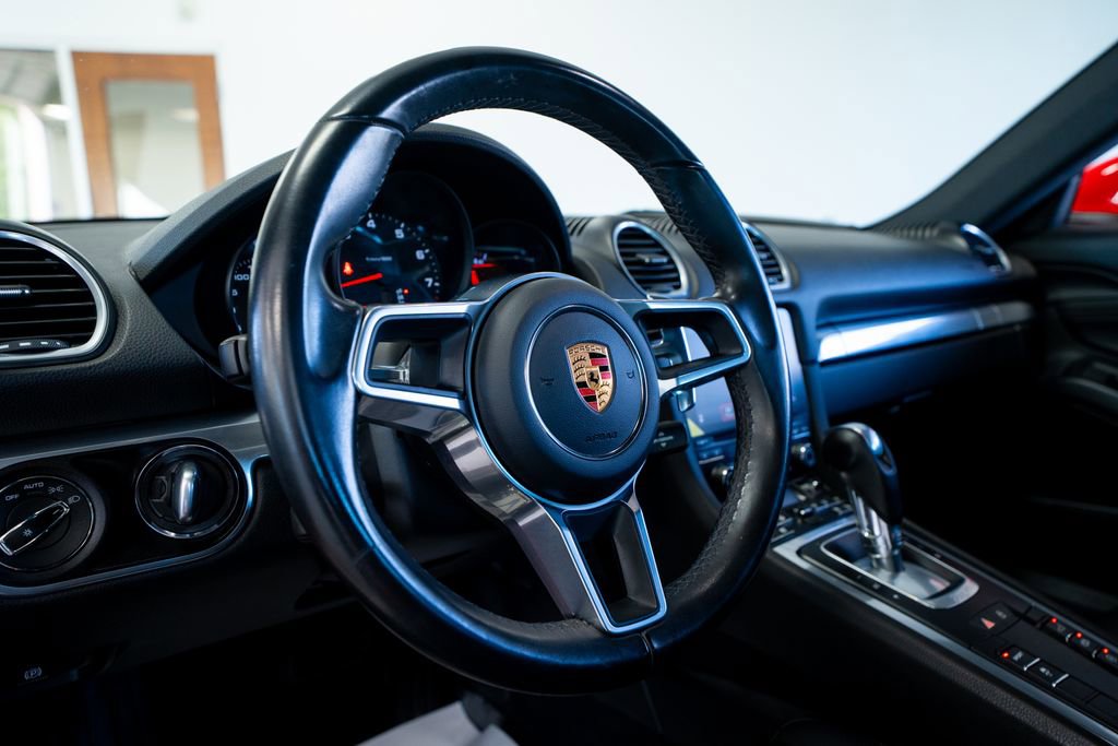 Used 2019 Porsche 718 Cayman RWD image 28