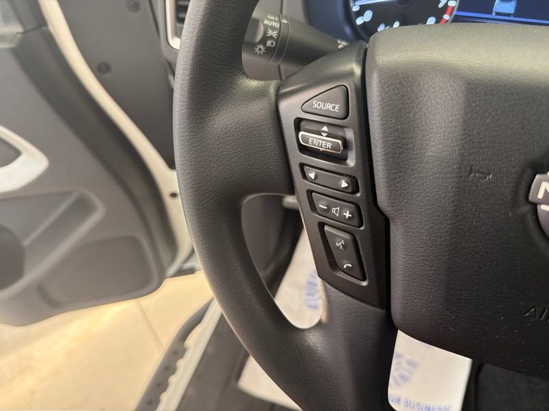 Used 2022 Nissan Frontier SV AWD/4WD image 21