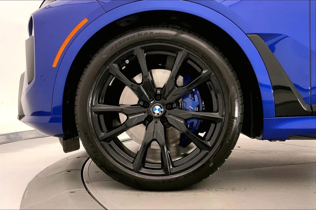 Certified 2026 BMW X7 M60i AWD/4WD image 8