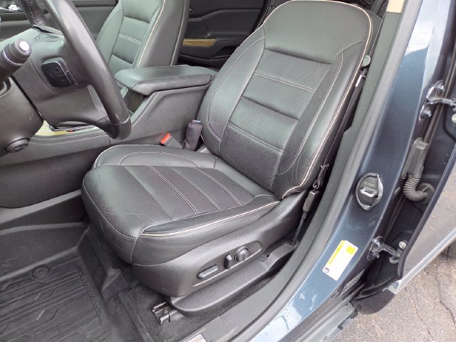 Used 2019 GMC Acadia Denali w/ Technology Package AWD/4WD image 27