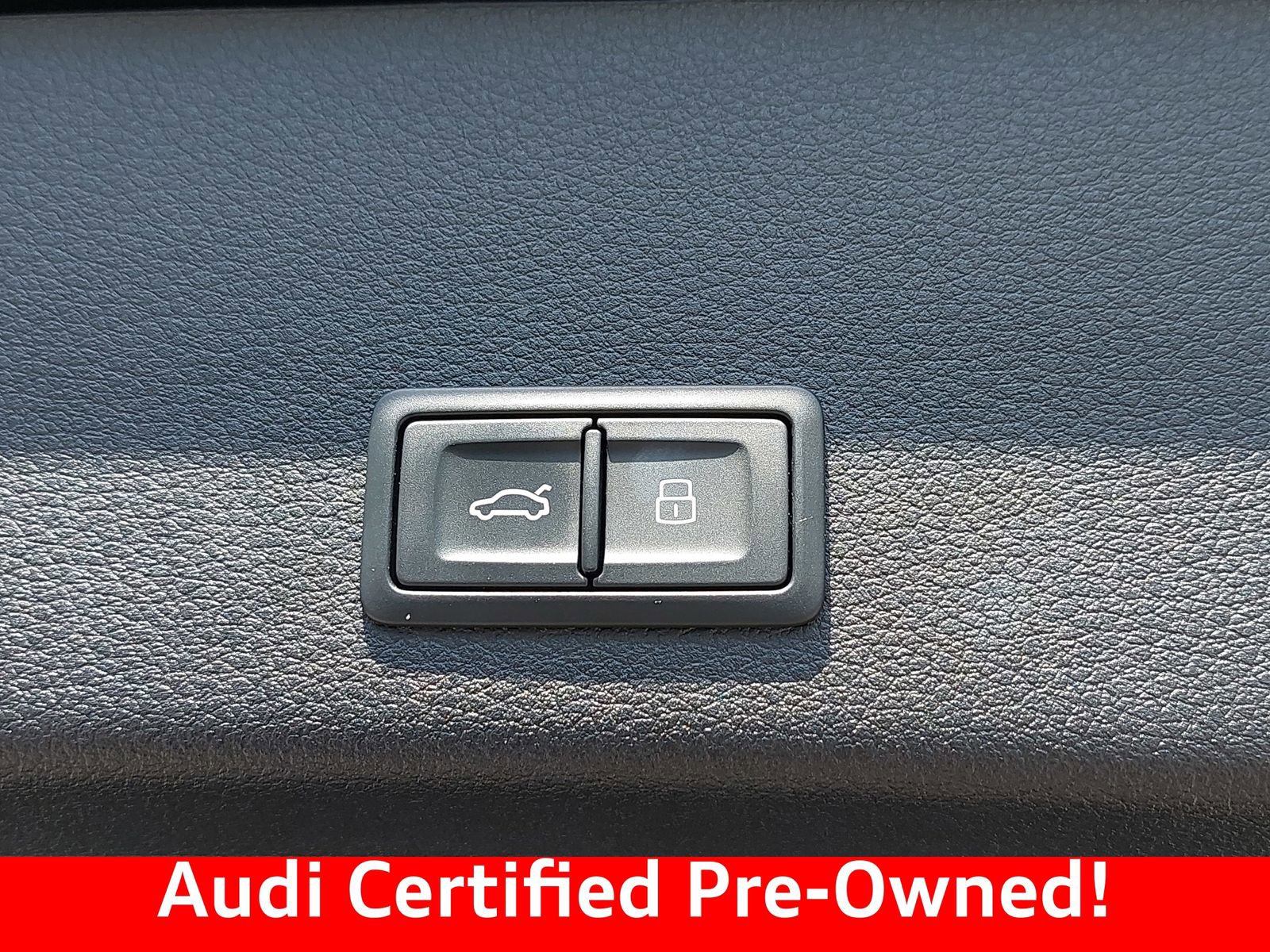 Used 2023 Audi e-tron Premium Plus w/ Premium Plus Package AWD/4WD image 13