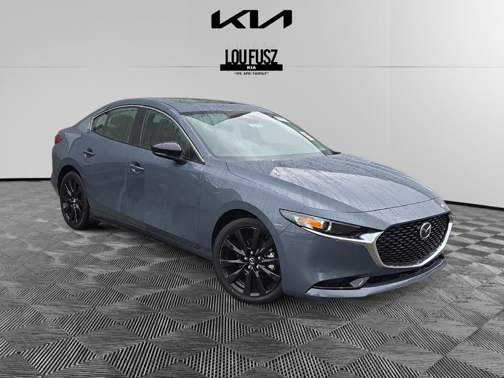Used 2025 MAZDA MAZDA3 s image 1
