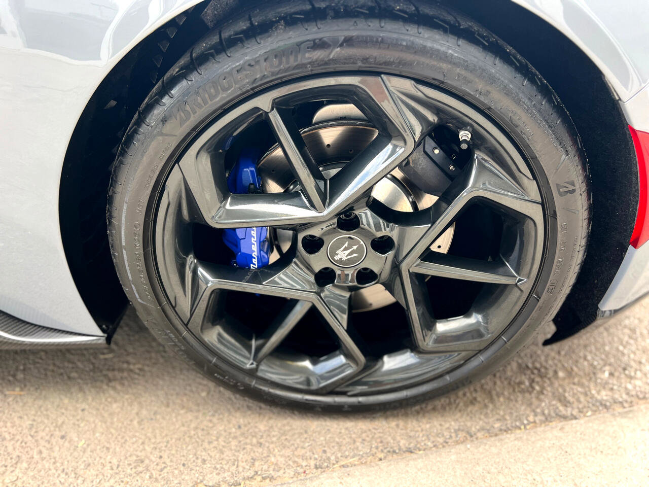 Used 2023 Maserati MC20 Spyder image 20