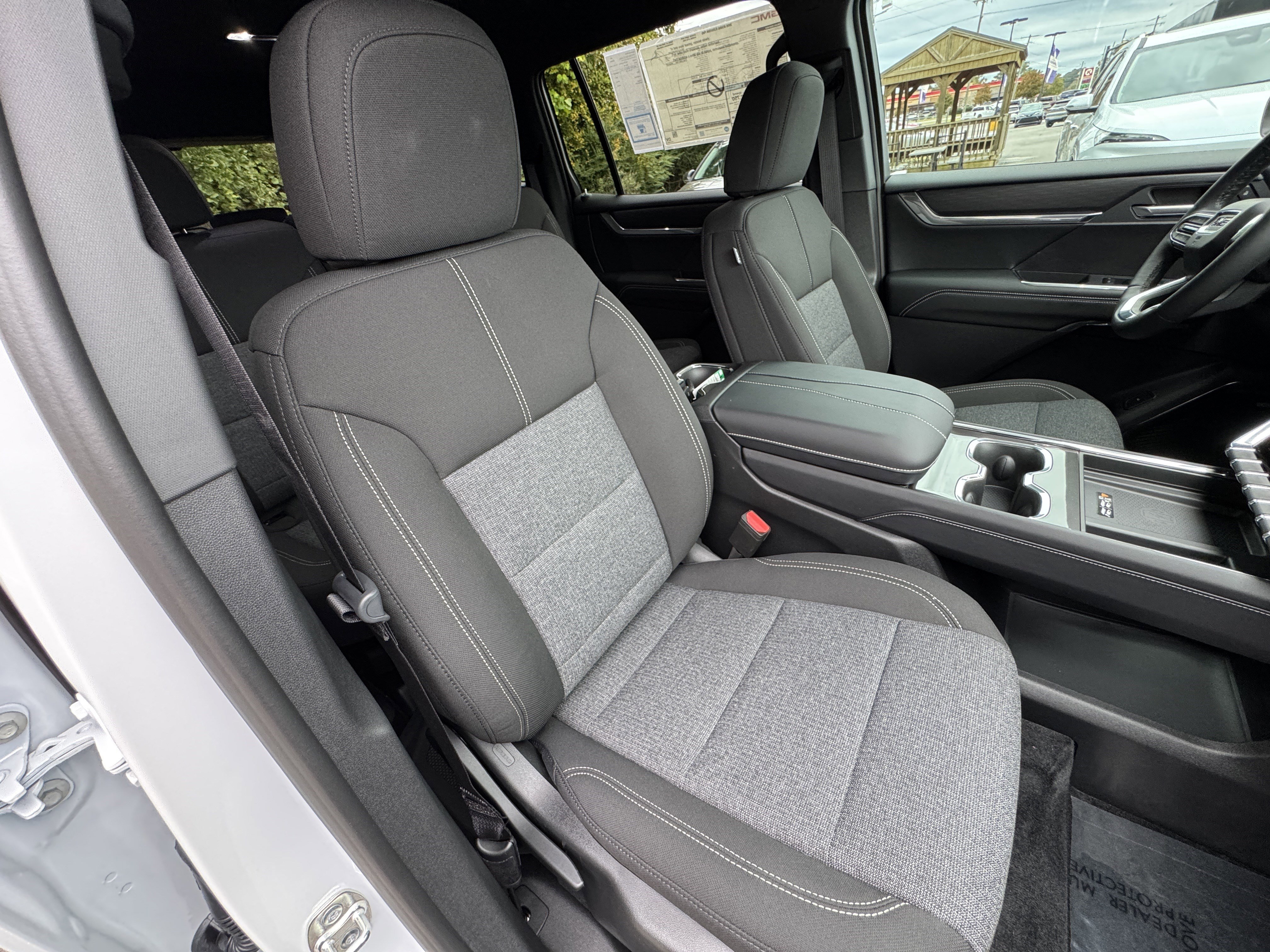 New 2026 GMC Acadia Elevation image 20