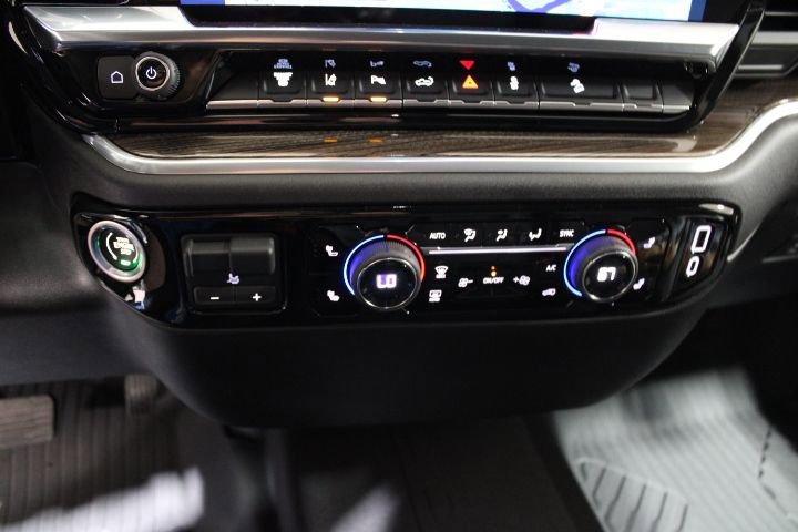 New 2025 Chevrolet Silverado 2500 LT w/ Safety Package image 31