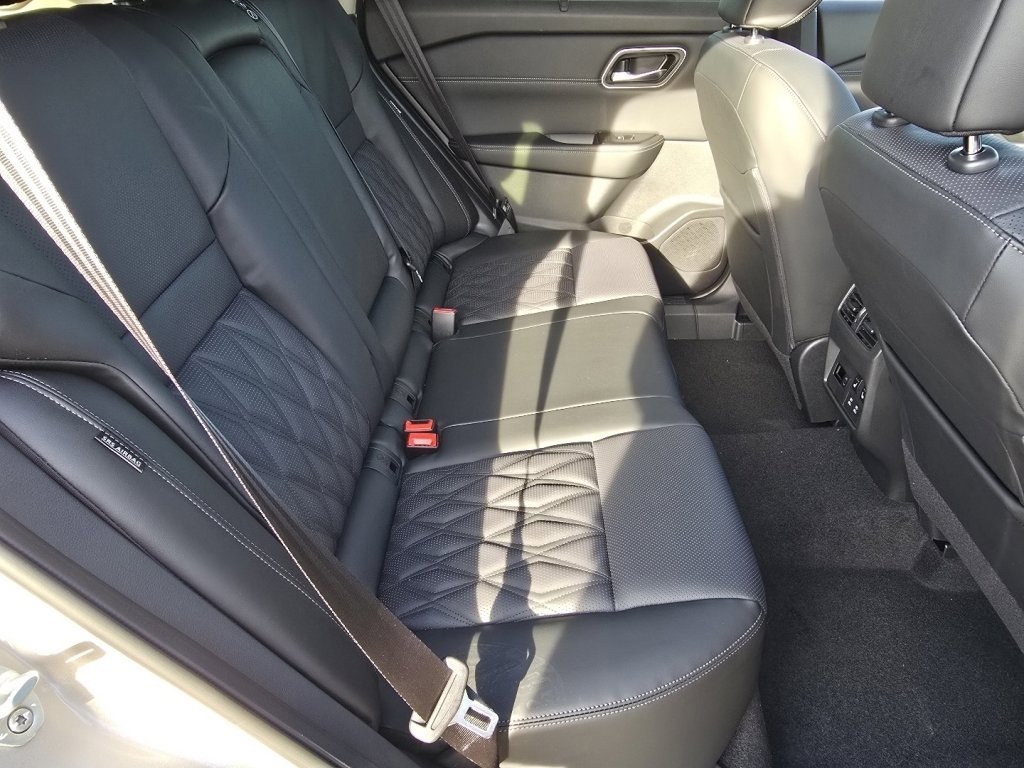 New 2026 Nissan Rogue Platinum w/ Platinum Premium Package image 14