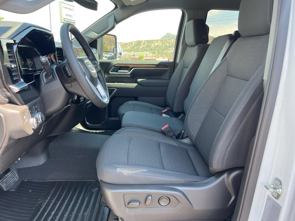 New 2025 GMC Sierra 2500 SLE w/ SLE Convenience Package image 25