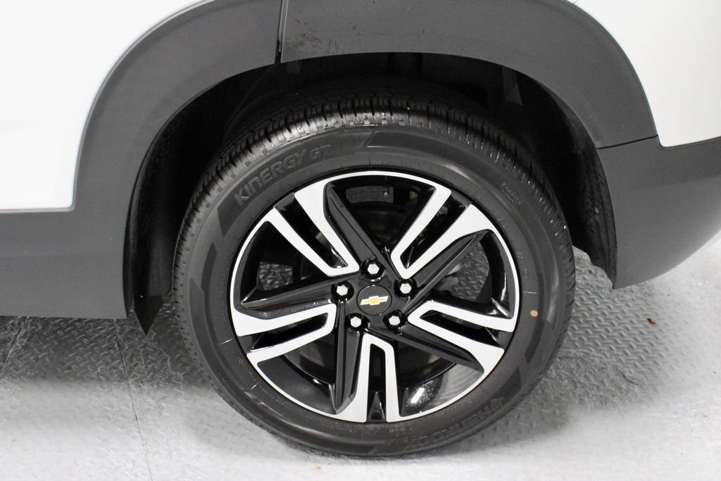 Used 2023 Chevrolet TrailBlazer LT FWD image 19