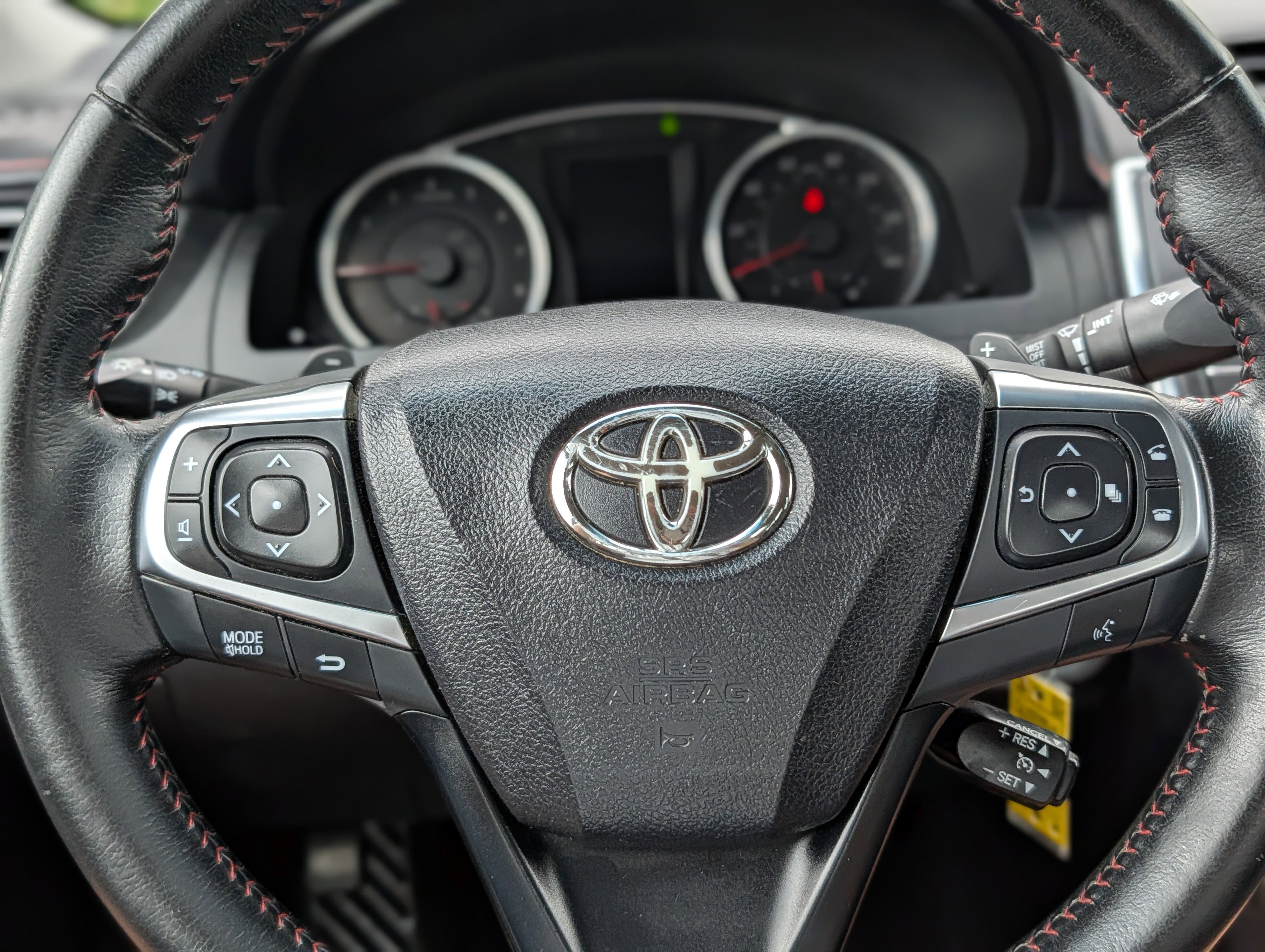 Used 2016 Toyota Camry SE FWD image 21