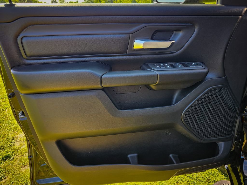 New 2026 RAM 1500 Express AWD/4WD image 10