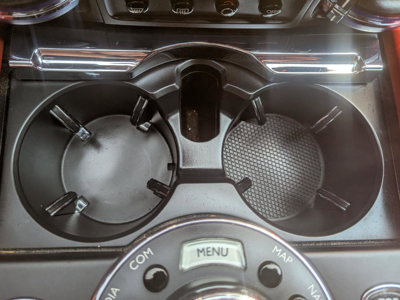 Used 2018 Rolls-Royce Dawn RWD image 28